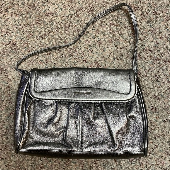 Danier Handbags - Danier silver leather sholder purse/clutch with detachable strap